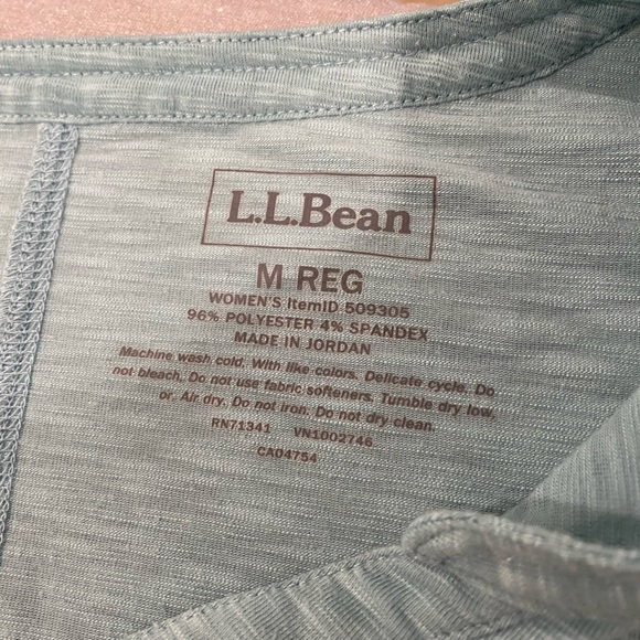 L.L. Bean V-neck Tee - Picture 5 of 6